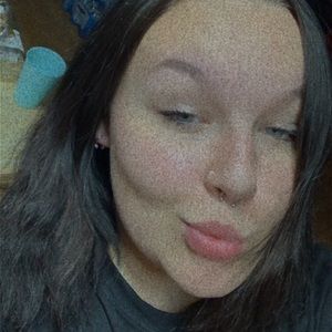 Meet your Posher, Alivia